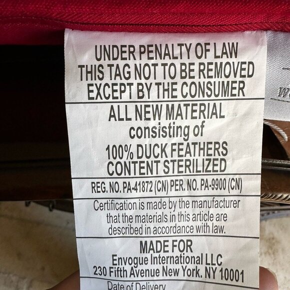 Santa's‎ Workshop Decorative Pillow Christmas Motif Feather Fill 14" x 24" NWT - Picture 9 of 12